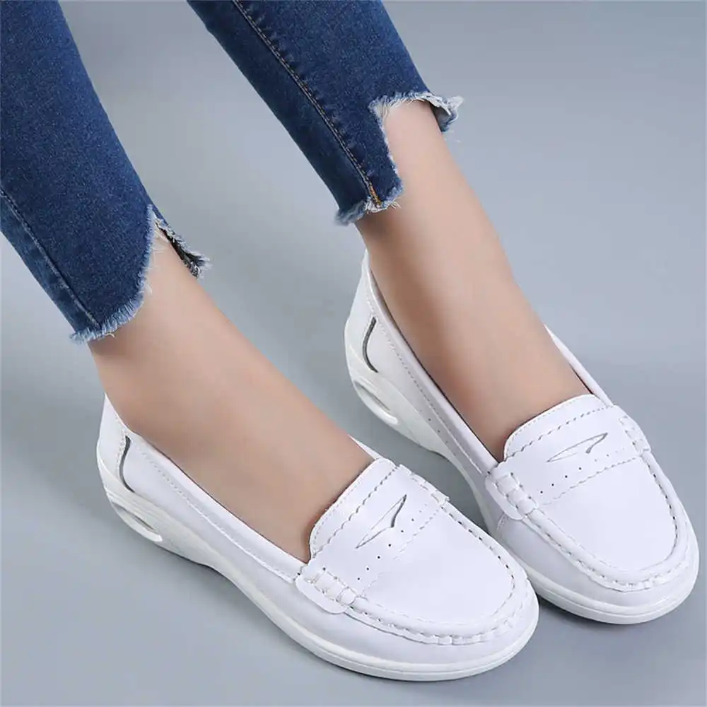 Thick Sole Slipon White Traine - Best Tech Office Accessories incelemesi ve fiyatı