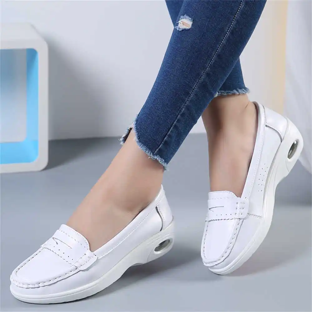 Thick Sole Slipon White Traine - Best Tech Office Accessories incelemesi ve fiyatı